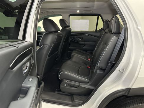 Certified 2024 Honda Pilot Elite image 32