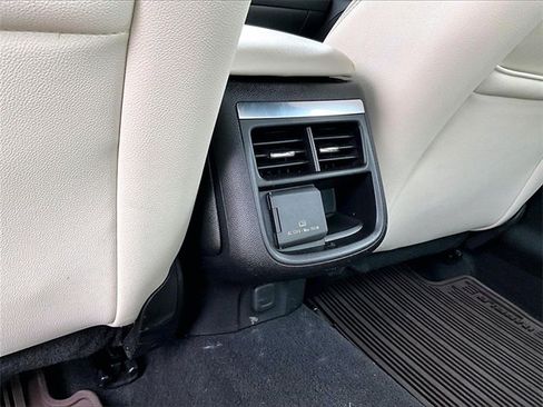 Used 2018 Chevrolet Impala Premier w/ Premier Confidence Package image 26