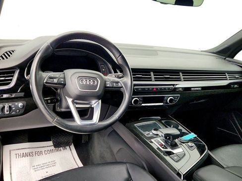 Used 2019 Audi Q7 3.0T Prestige image 12