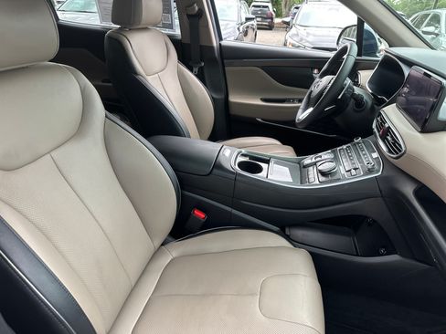 Used 2022 Hyundai Santa Fe SEL w/ Convenience + Premium Package FWD image 13