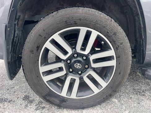 Used 2016 Toyota 4Runner Limited image 25