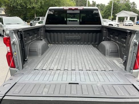 Used 2024 Chevrolet Silverado 1500 High Country w/ High Country Premium Package image 9