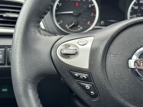 Used 2016 Nissan Sentra SV FWD image 11