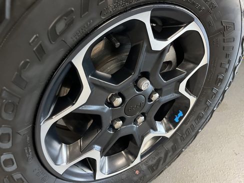 Used 2022 Jeep Wrangler Unlimited Rubicon 4xe w/ Cold Weather Group image 8