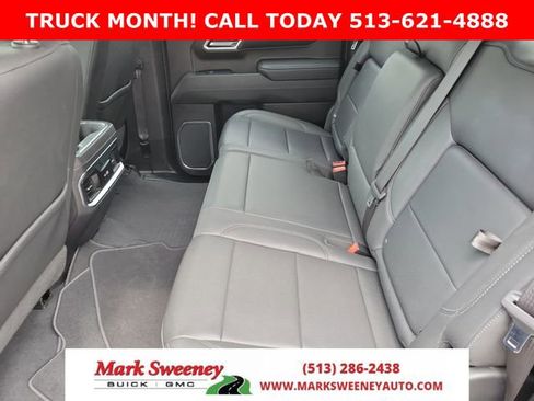 Used 2023 GMC Sierra 1500 SLT w/ SLT Premium Package AWD/4WD image 9