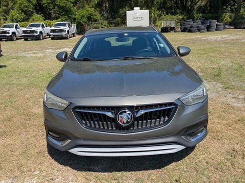 Used 2018 Buick Regal Preferred w/ Sights and Sounds Package image 7