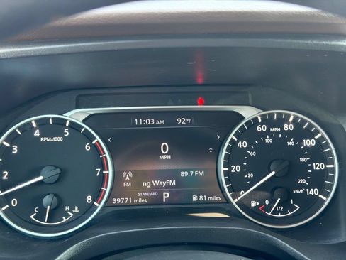 Used 2023 Nissan Rogue S FWD image 29