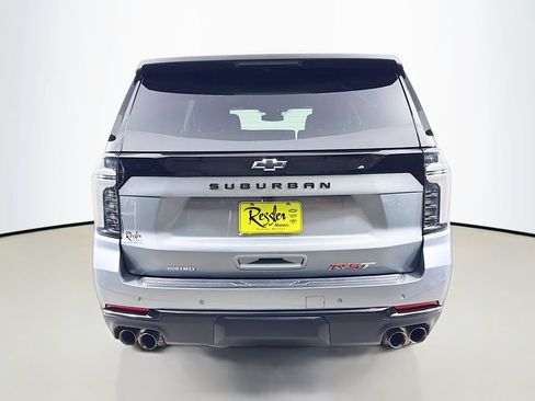 Used 2026 Chevrolet Suburban RST w/ Comfort Package AWD/4WD image 7