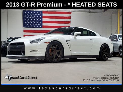 Used 2013 Nissan GT-R Premium image 1