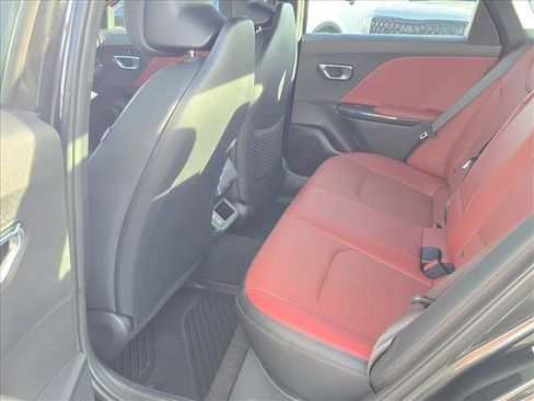 New 2025 Kia K4 GT-Line image 8