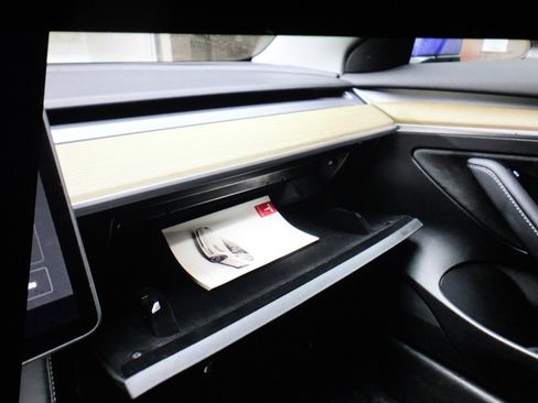 Used 2023 Tesla Model 3 Standard Range image 20