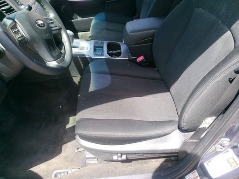 Used 2014 Subaru Legacy 2.5i Premium AWD/4WD image 29