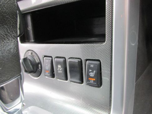 Used 2012 Nissan Pathfinder Silver w/ DVD Entertainment Pkg AWD/4WD image 24