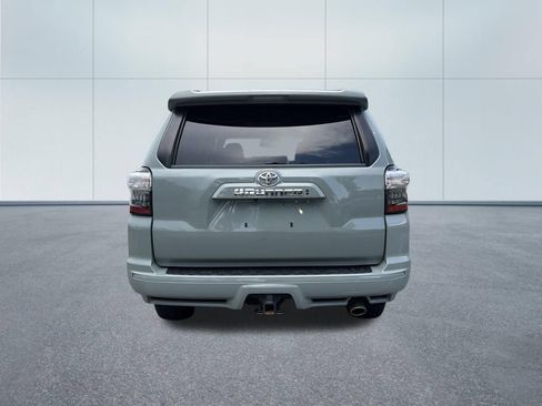 Used 2022 Toyota 4Runner TRD Sport w/ Technology Package AWD/4WD image 6