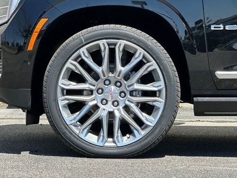 New 2026 GMC Yukon XL Denali AWD/4WD image 29