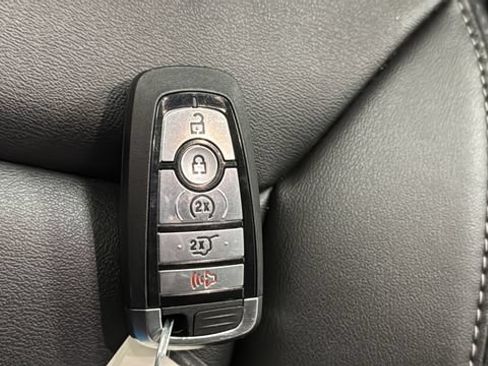 Used 2023 Ford Explorer XLT w/ Equipment Group 202A AWD/4WD image 9