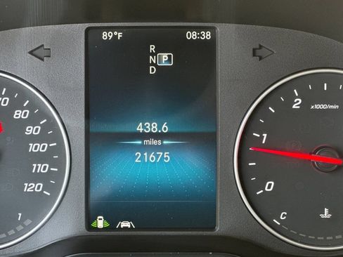 Used 2024 Mercedes-Benz Sprinter 2500 image 33