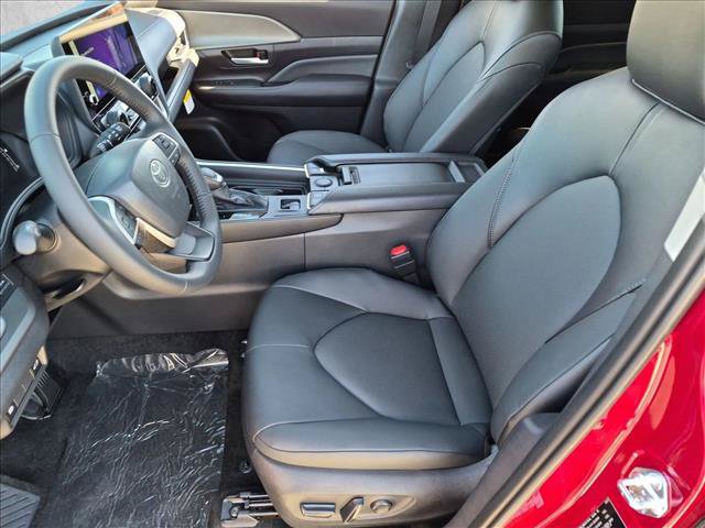 New 2026 Toyota Grand Highlander XLE FWD image 4