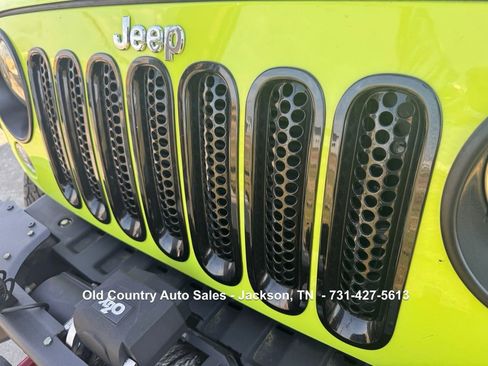 Used 2016 Jeep Wrangler Unlimited Rubicon image 26
