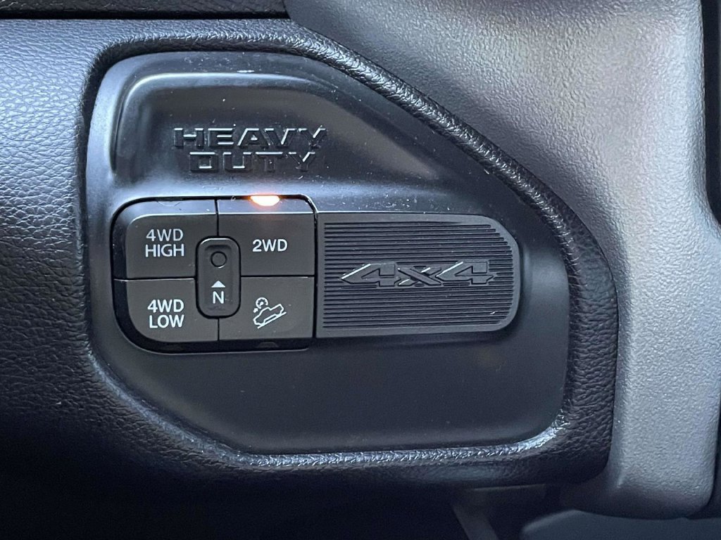 Certified 2024 RAM 2500 Big Horn w/ Off Road Package AWD/4WD image 31