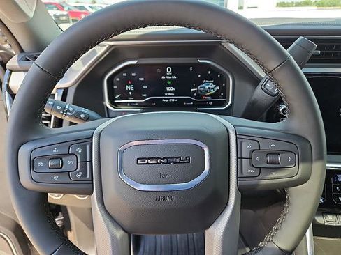 New 2025 GMC Sierra 2500 Denali w/ Denali Reserve Package image 15