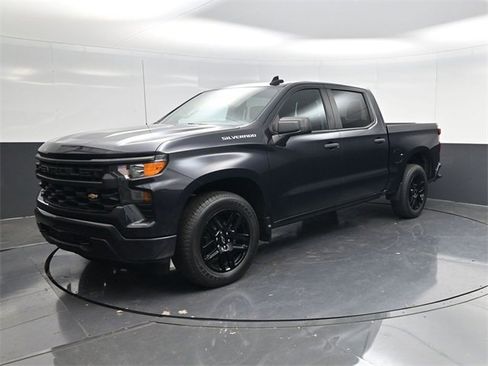 Used 2022 Chevrolet Silverado 1500 Custom image 7