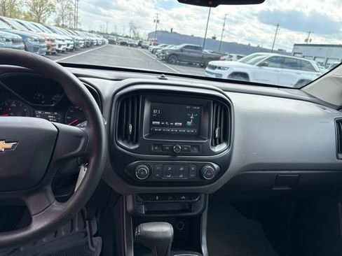 Used 2018 Chevrolet Colorado W/T RWD image 9