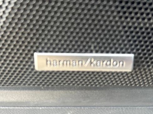 Used 2021 Subaru Outback Limited w/ Popular Package #2 image 16