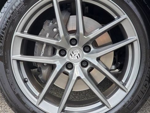 Used 2025 Porsche Macan Turbo AWD/4WD image 20