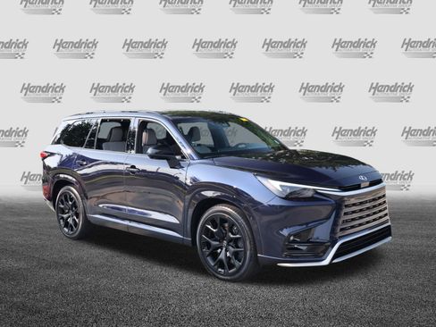 Used 2025 Lexus TX 350 AWD w/ Technology Package image 2