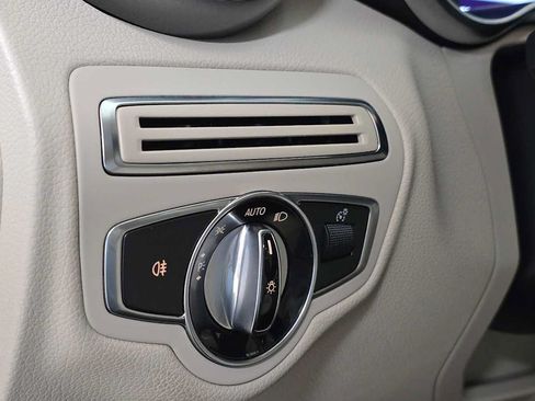 Used 2016 Mercedes-Benz C 300 4MATIC Sedan image 24