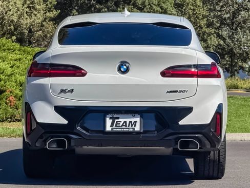 Used 2025 BMW X4 xDrive30i w/ Premium Package AWD/4WD image 5