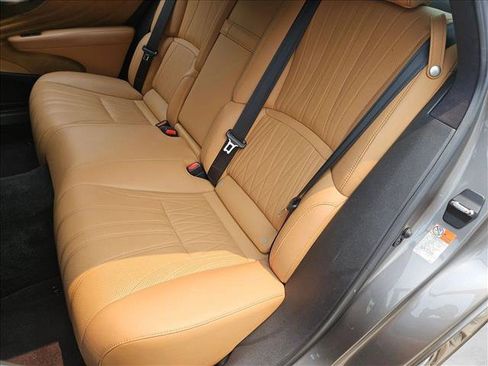 Used 2021 Lexus LS 500 w/ Interior Upgrade Package RWD image 14