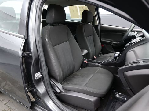 Used 2015 Ford Focus SE image 13