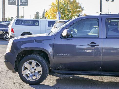 Used 2011 GMC Yukon XL SLT AWD/4WD image 8