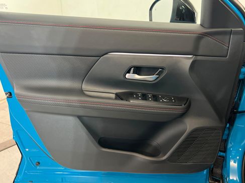 New 2026 Nissan Kicks SR FWD image 14