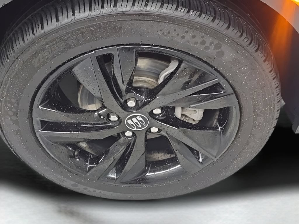 Used 2024 Buick Encore GX Sport Touring FWD image 41