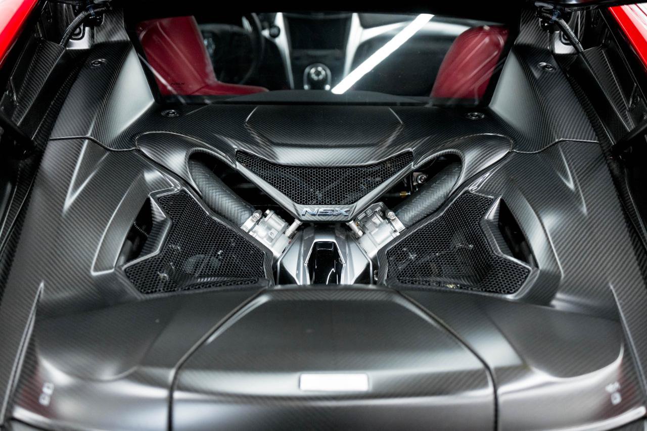 Used 2017 Acura NSX AWD/4WD image 70