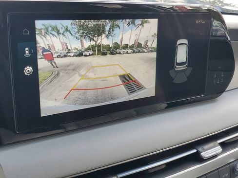 Used 2025 Hyundai Palisade SEL AWD/4WD image 24
