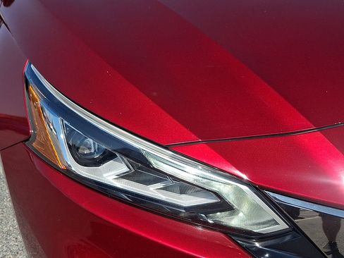 Used 2019 Nissan Altima 2.5 SR AWD/4WD image 9