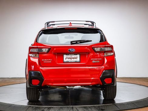Used 2023 Subaru Crosstrek 2.0i Premium image 8