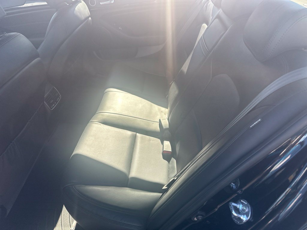 Used 2014 Kia Cadenza Premium w/ Luxury Package FWD image 10