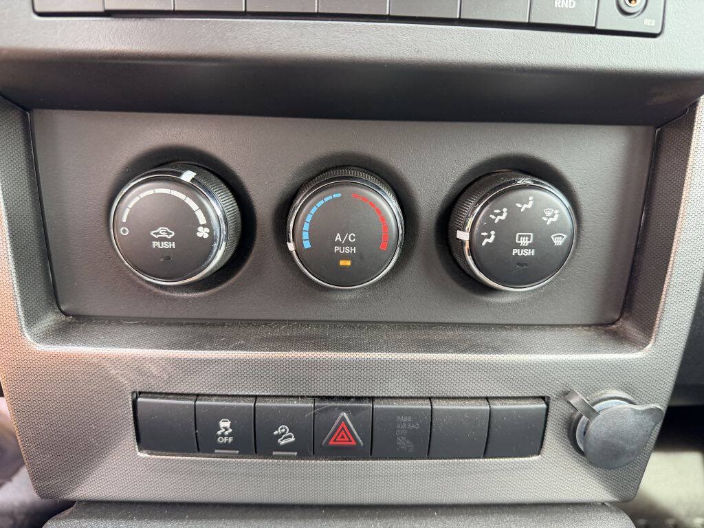 Used 2010 Jeep Liberty Sport w/ Popular Equipment Group AWD/4WD image 16