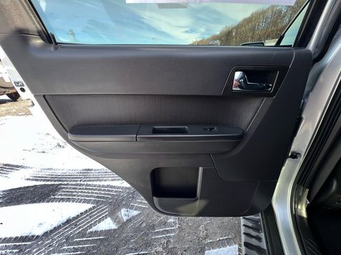 Used 2011 Ford Escape Limited w/ 302A Rapid Spec Order Code image 22