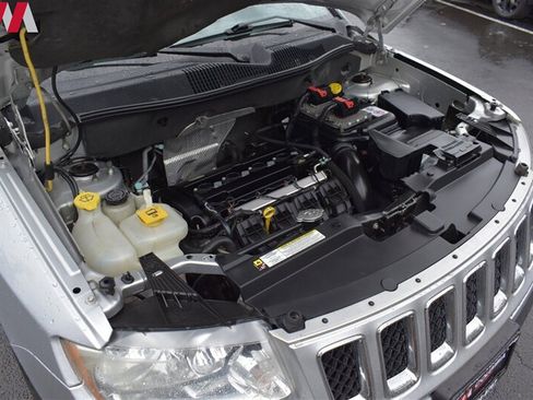 Used 2012 Jeep Compass Sport FWD image 23