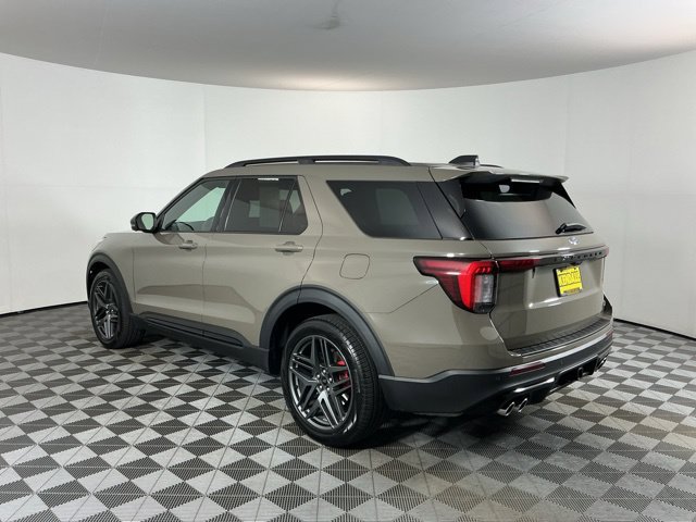 Used 2026 Ford Explorer ST w/ Sun And Sound Package AWD/4WD image 7