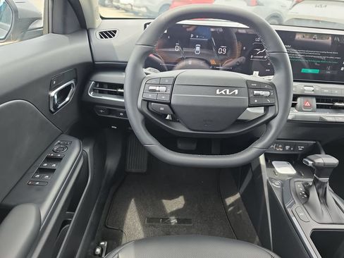 New 2026 Kia K4 EX FWD image 13