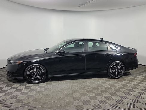 Certified 2024 Honda Accord Sport image 11