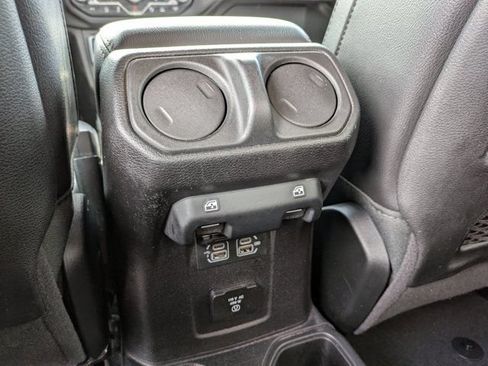 Used 2020 Jeep Gladiator Rubicon AWD/4WD image 14