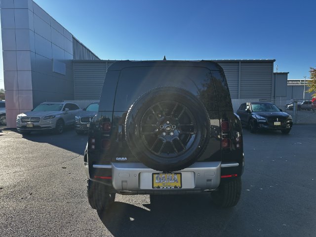Used 2025 Land Rover Defender 110 S AWD/4WD image 6